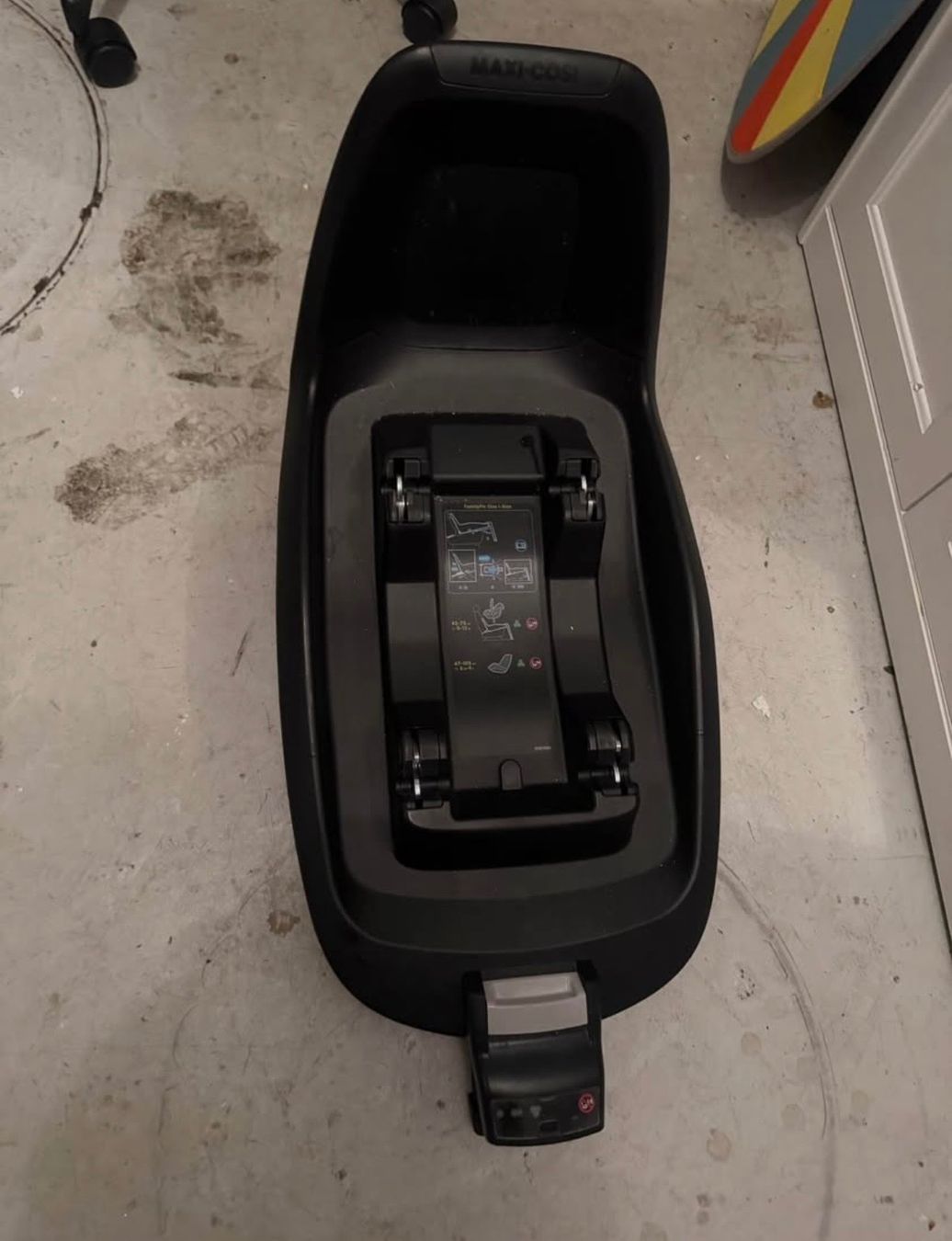 Seggiolini per auto: Isofix für Auto – Usato da Dietikon venduto da BerishaM01