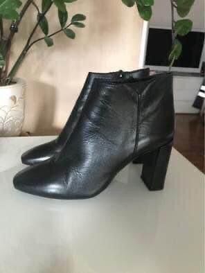 Unisa Damenschuhe: Stiefeletten ganz neu – Neu und originalverpackt aus Schlieren von Seonay 1