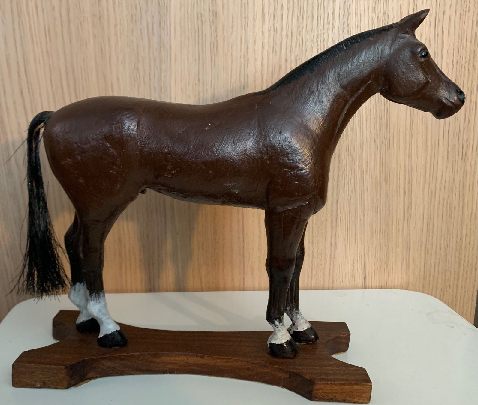 Figurines: Handgeschnitztes Holzpferd, ev. Brienzer Schnitzerei – D'occasion à Kloten par petrol5555 1
