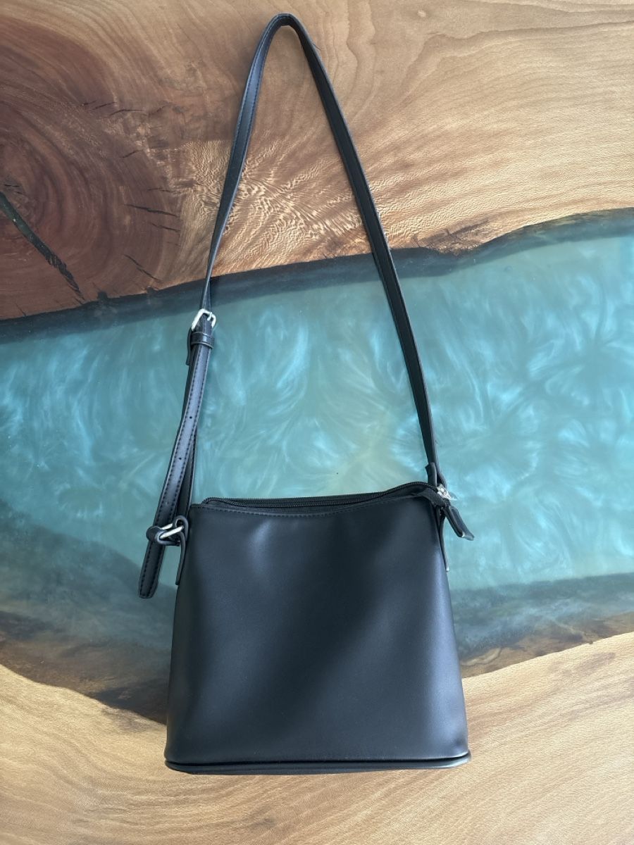 Pieces Taschen für Damen: Zalando Pieces Schultertasche – Neu (gemäss Beschreibung) aus Bern von tara_tiara