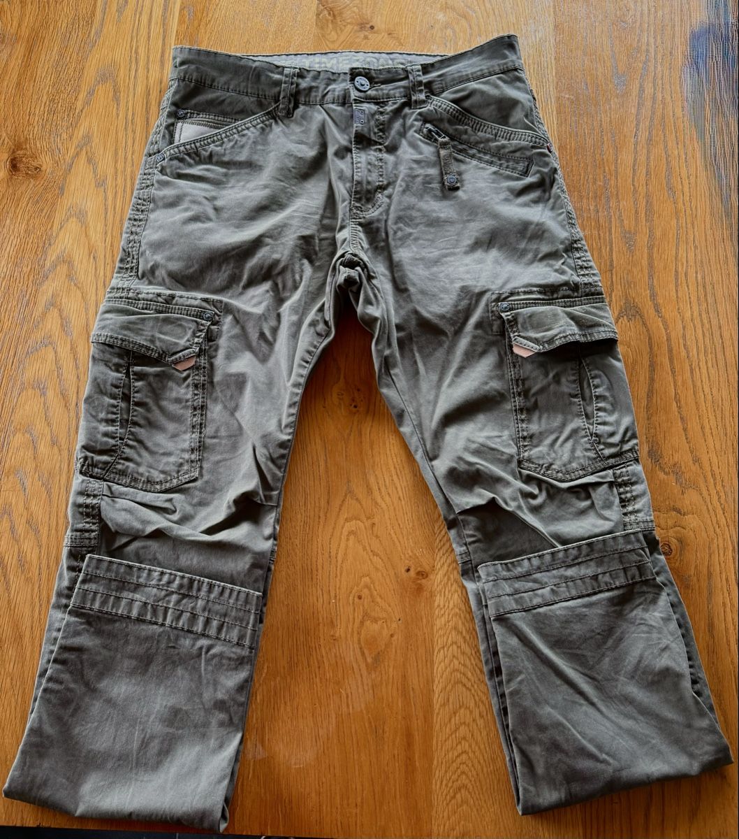 Pantaloni: Timezone Hosen, 32/34 – Usato da Schwanden b. Brienz venduto da Baal1 1