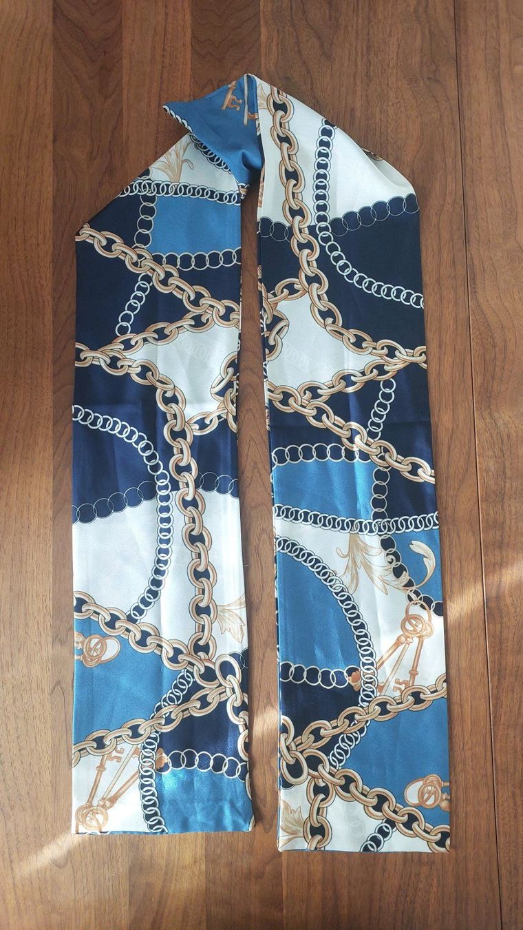 Foulard & Sciarpe: Twilly - Seidenschal - NEU – Nuovo e nell'imballaggio originale da Hittnau venduto da Razorback_1971 1