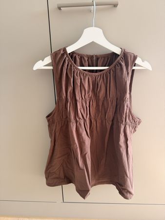 Damen Top braun ärmellos gerafft neu&ungetragen Grösse M