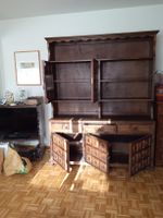Wohnwand / Buffet aus Holz mit Vitrinenteil spanisch