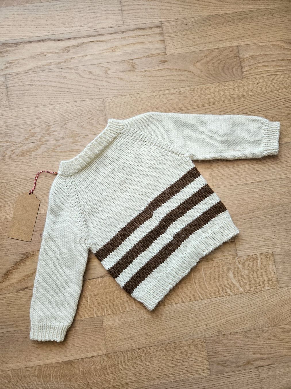 Maglioni & Felpe: Handgestricktes Baby Pullover und Hosen-Set, Grösse 80 – Nuovo (secondo la descrizione) da Würenlingen venduto da Nancy_Y 4