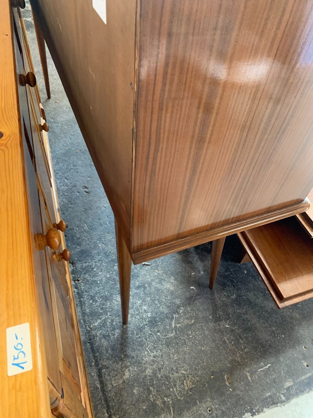 Vetrine: Mid-Century Vitrine – Usato da Pregassona venduto da ModernistaCH 3