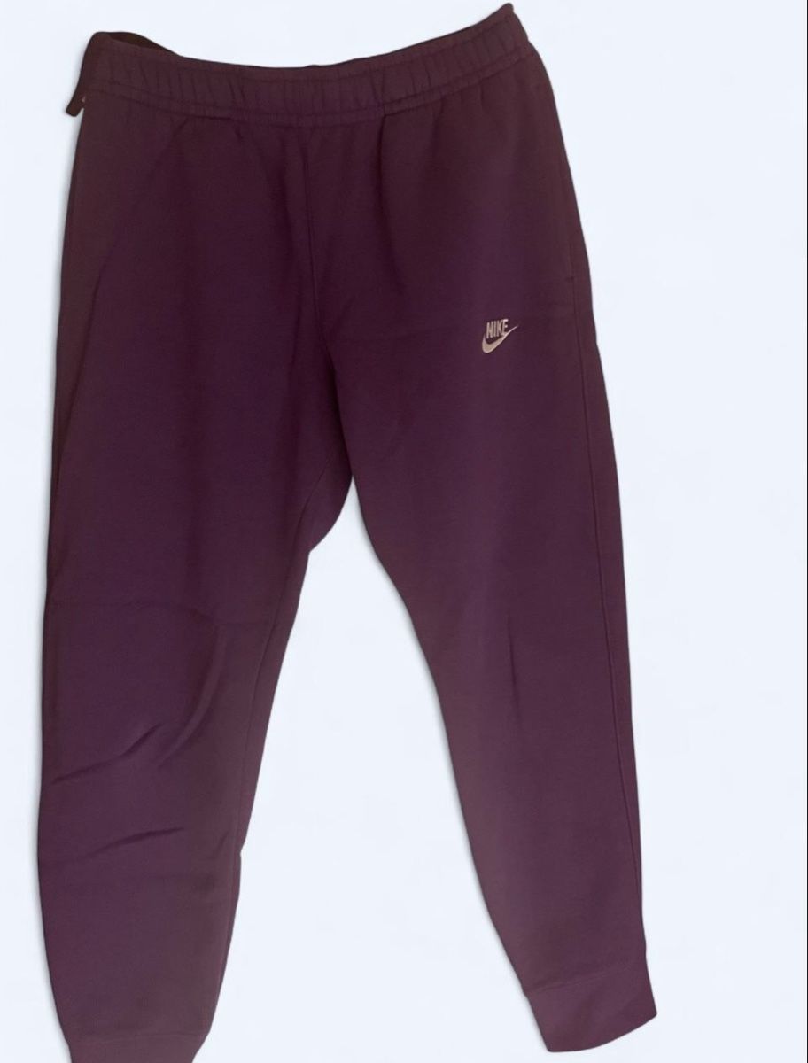 Nike Pantalons: Jogginghose Nike – D'occasion à Madiswil par ren_gqz9
