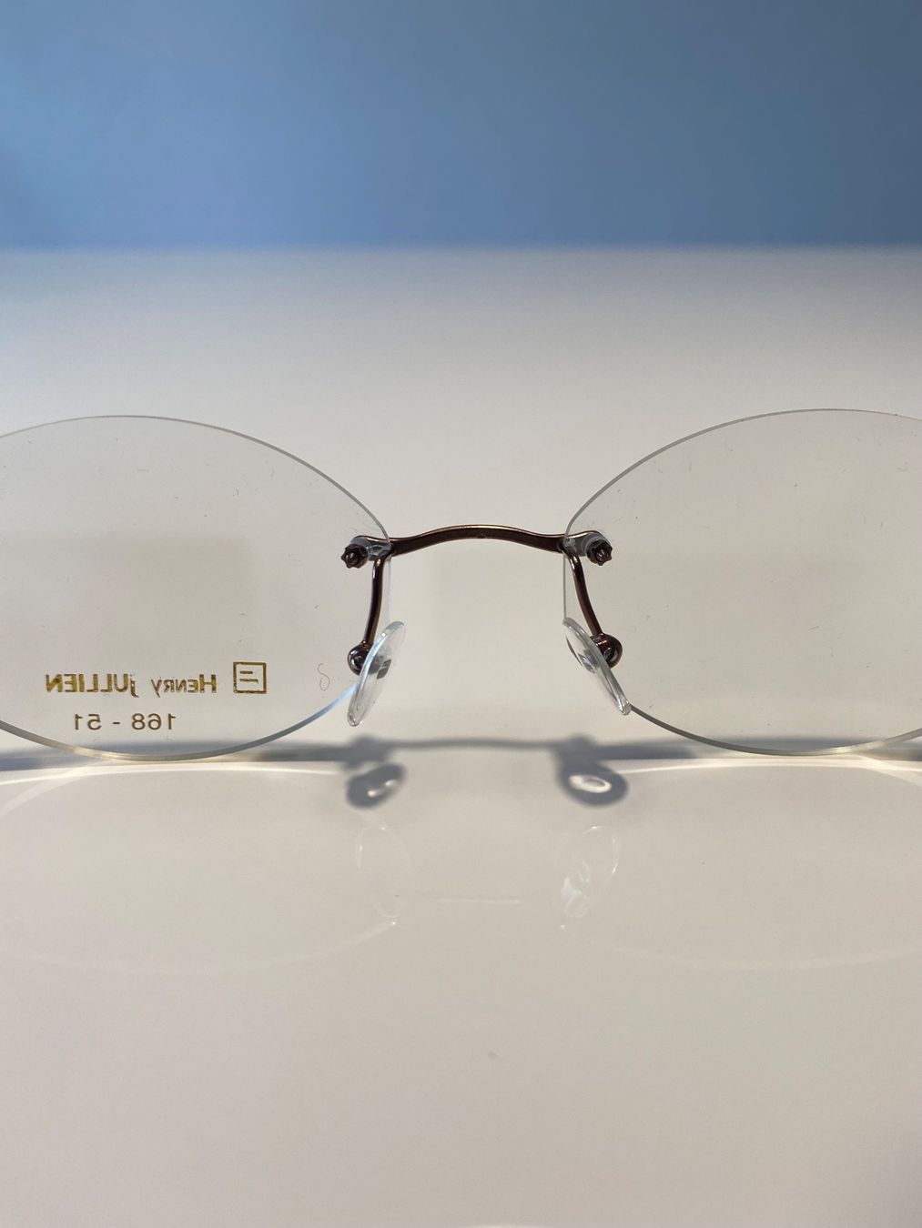 Brillen & Gläser: Monture De Lunettes percée Henry Jullien – Neu und originalverpackt aus Bottens von 2Lens 3