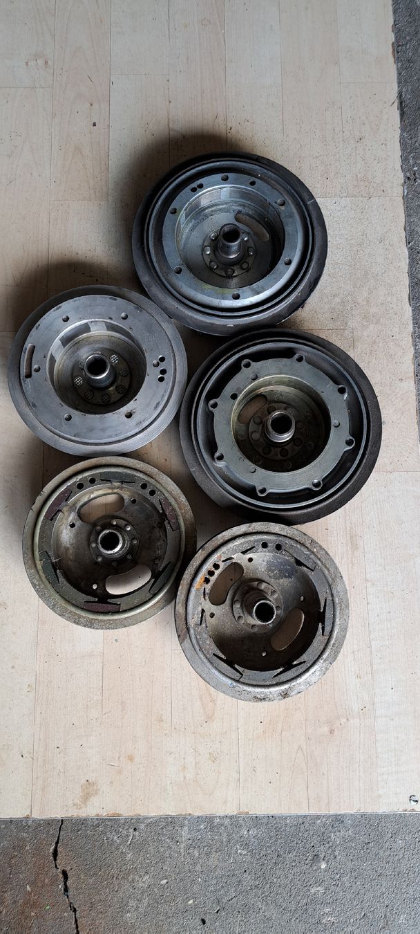 Vespa Tutti pezzi di ricambio per scooter: Vespa Polrad / Lüfterrad – Usato da Füllinsdorf venduto da Borgirosi 1