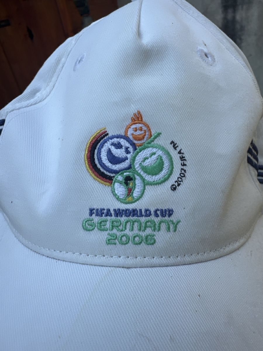 Adidas Hüte, Mützen & Caps: Fifa W. Cup Germany 2006 – Gebraucht aus Morbio Inferiore von Ecod
