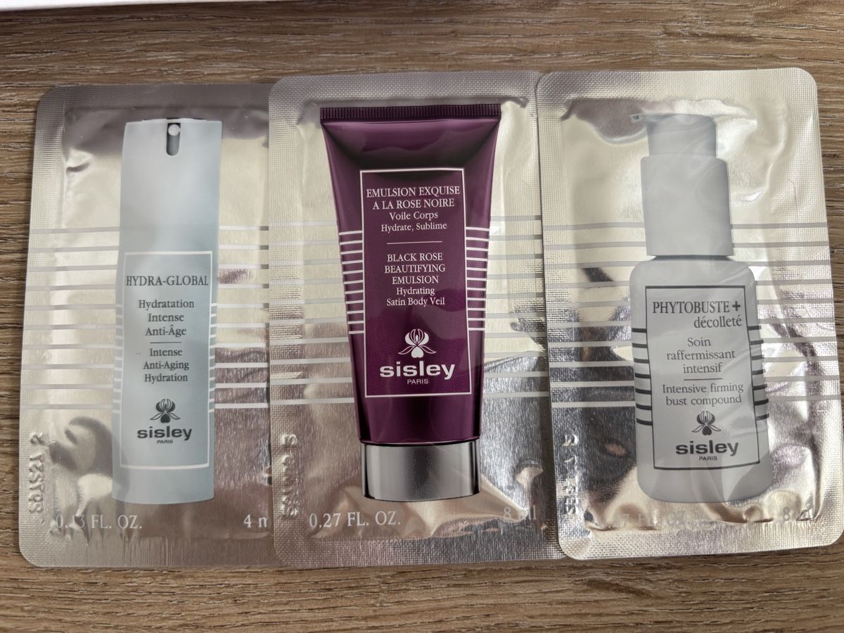 Sisley Cura del viso: Sisley Kosmetik Probierset mit herzigem Täschchen  – Nuovo e nell'imballaggio originale da Muri b. Bern venduto da mugichan1 5