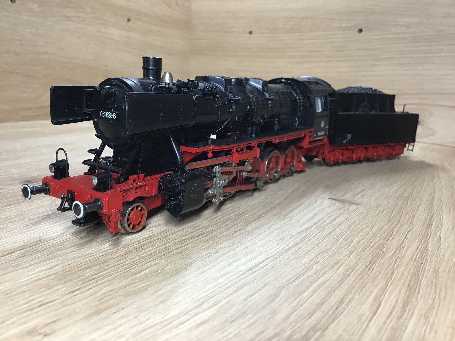 Fleischmann Modellini di ferrovie: Fleischmann DB 051 628-6 Gleichstrom Trixsystem H0 – Usato da Männedorf venduto da Modelle-aller-Art 3