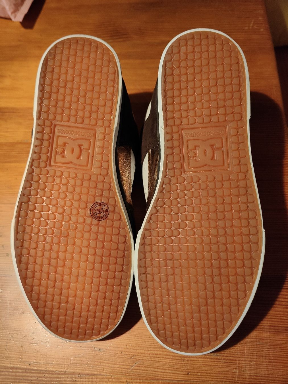 Scarpe da uomo: DC schuhe – Nuovo (secondo la descrizione) da Wald ZH venduto da chlinicaro 1