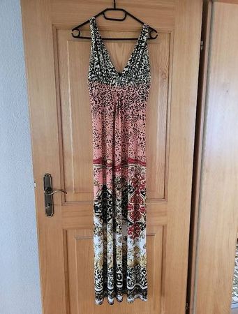 Neues Kleid Jane Norman London Grösse 38/40