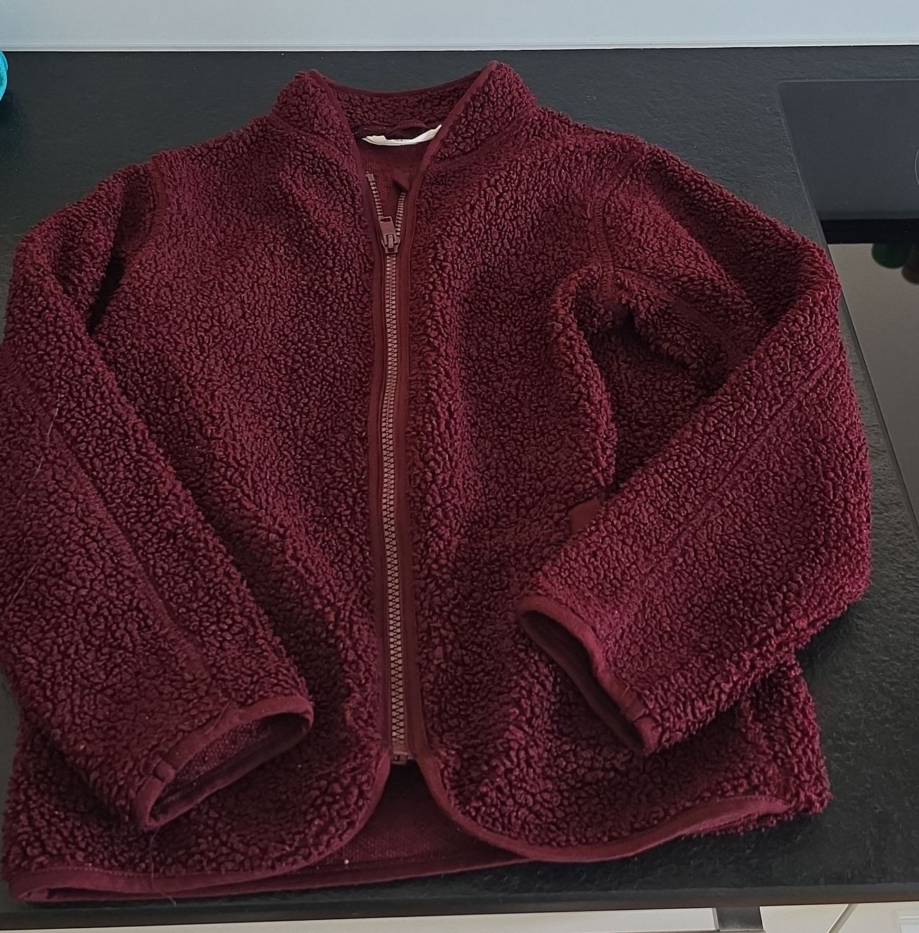 Jacken & Mäntel: Fleecejacke Teddy Optik Weinrot – Gebraucht aus Buchs AG von LogoParts