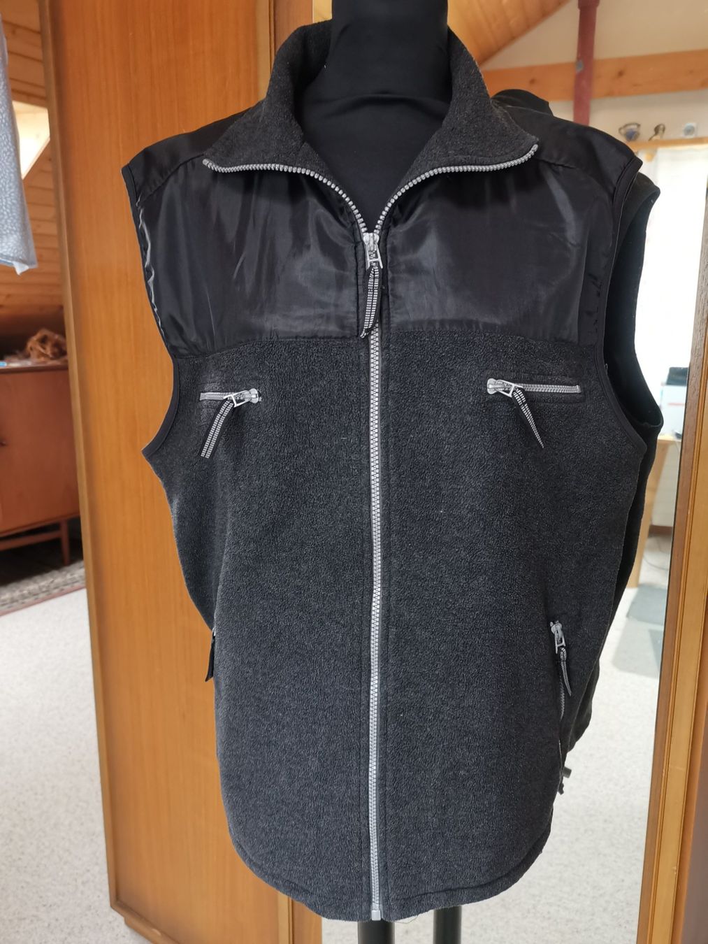 Gilet & Giacche: Weste NICK TAYLOR – Usato da Seuzach venduto da NaehdesignMirjam