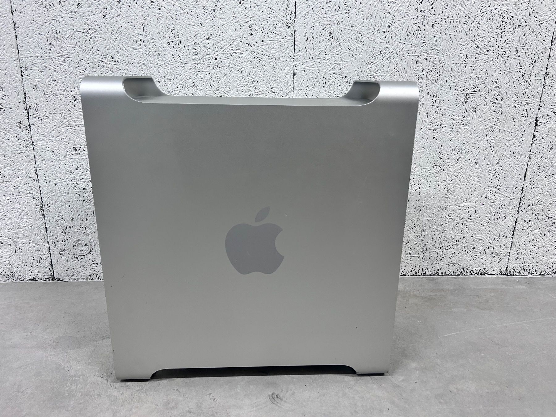MacPro OS26 ready - 2TB NVMe SSD BT und WLan AC (Gebraucht) in Saland ...
