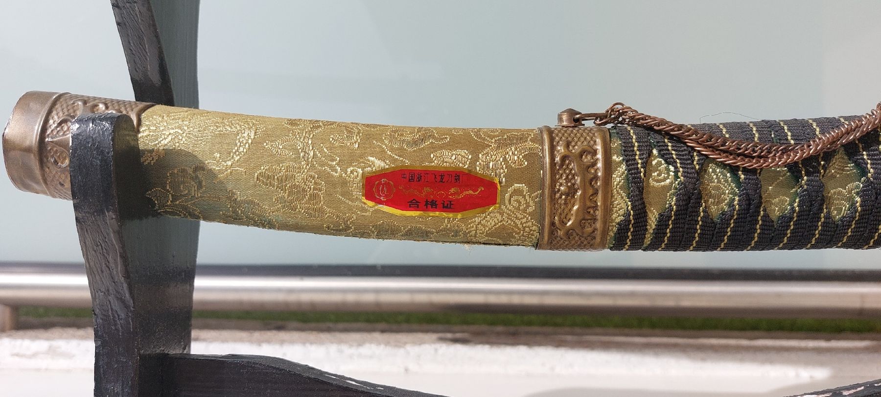 Toutes les décorations: Set Katana Samurai con Stativo – D'occasion à Caslano par nes_l6sh 1