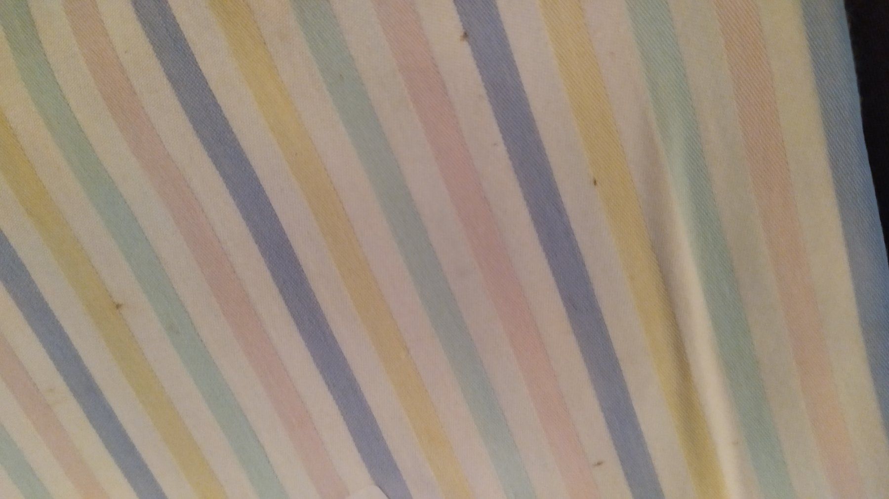 Altra biancheria da tavola: Nappe/tissu 308 x 130 cm – Usato da Chezard St-Martin venduto da Loucail