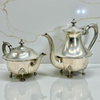 Théière et Cafetière en étain fin JAMES DIXON & SONS