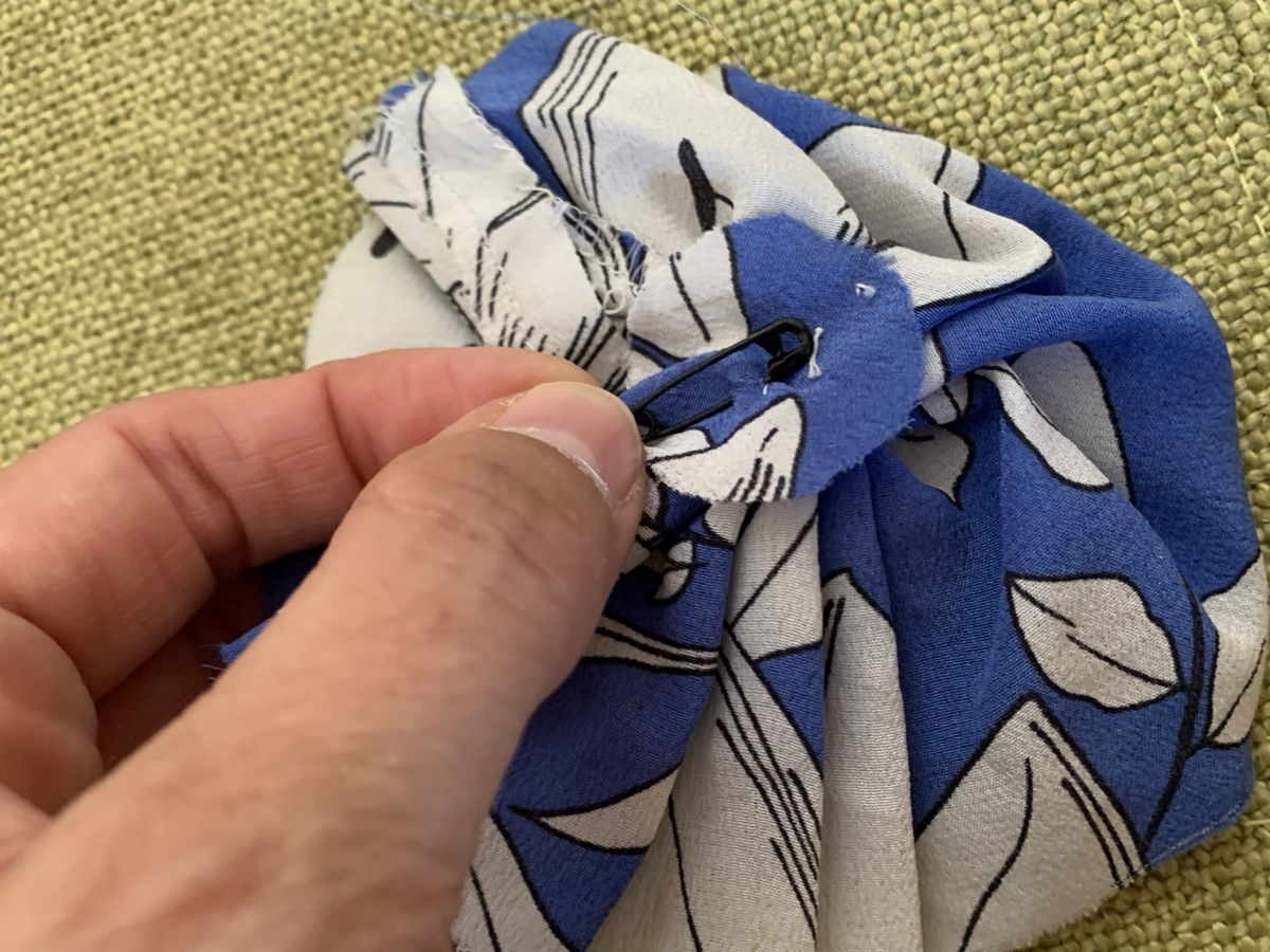 Pantaloni: Pantalone seta 44 (ita) – Nuovo (secondo la descrizione) da Bellinzona venduto da rob_d6fz 8