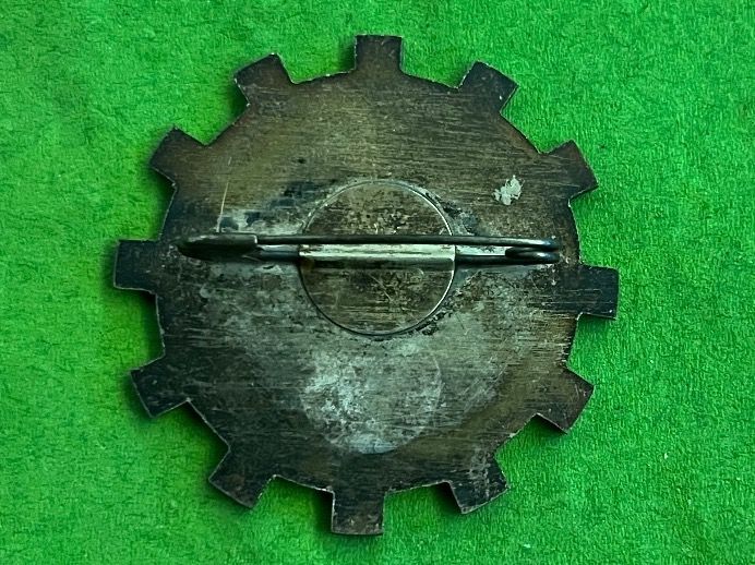 Basler Placchette & Badge: Basel 1933 Schnitzelbank Comite Plakette – Usato da Itingen venduto da Bebbi6569 1