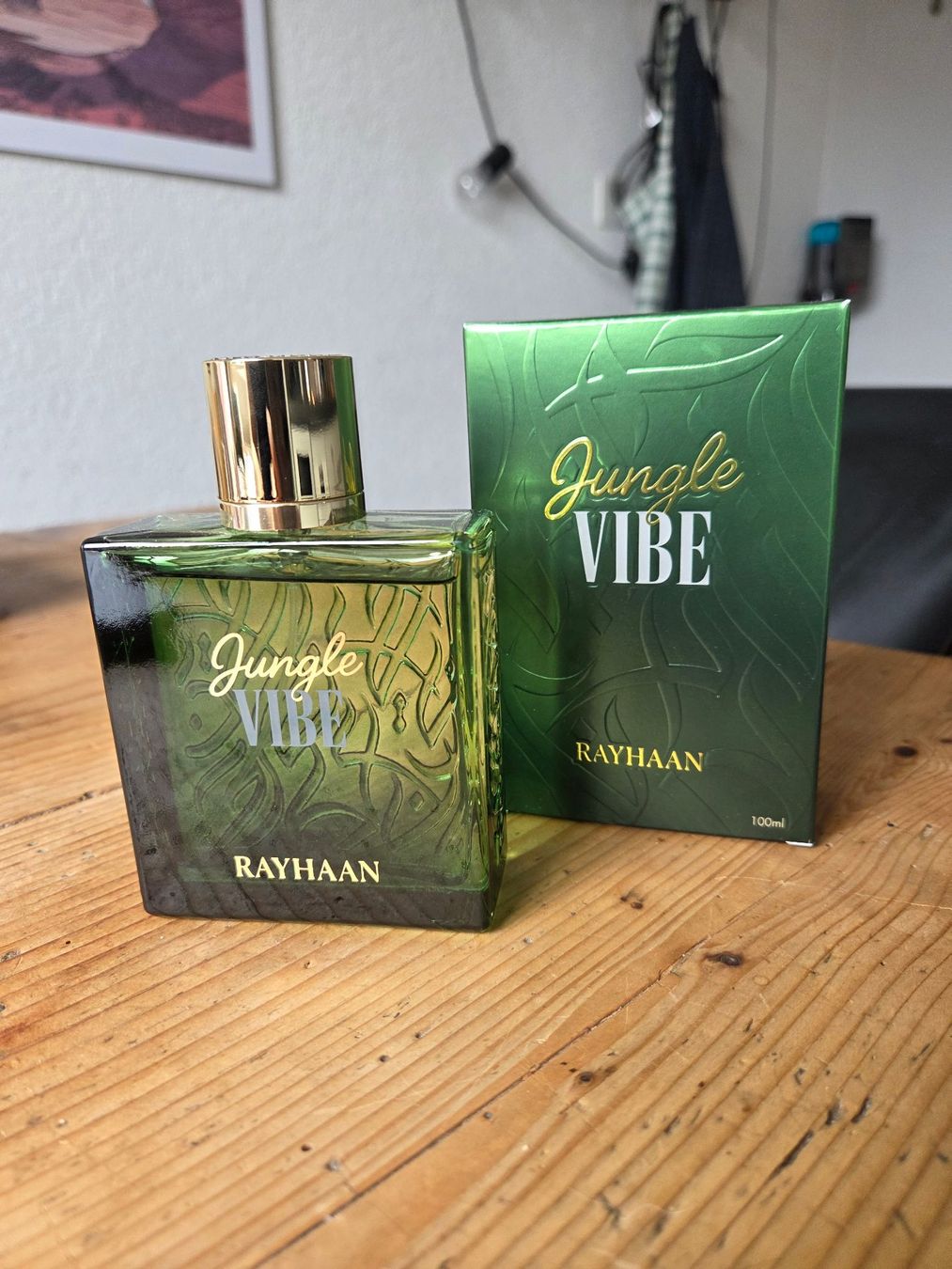 Profumi & Eau de Toilette: Rayhaan – Jungle Vibe – Nuovo (secondo la descrizione) da Bern venduto da Maronii