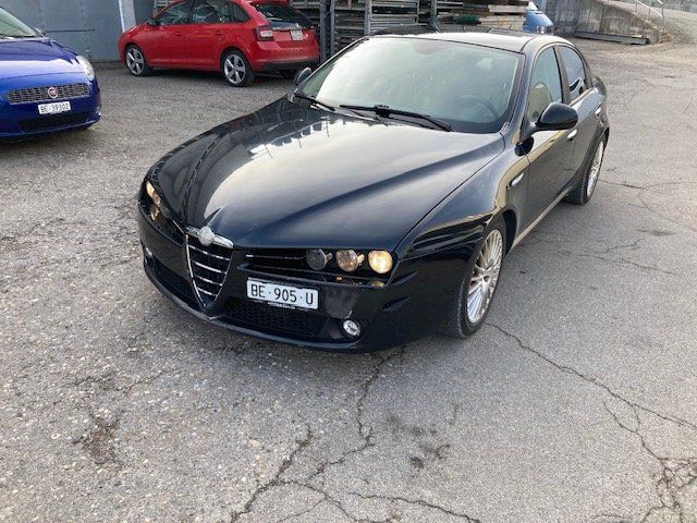 Alfa Romeo Automobili: Alfa Romeo 159 2.4 JTD-20V – Usato da Frauenkappelen venduto da Autohaus-Bern