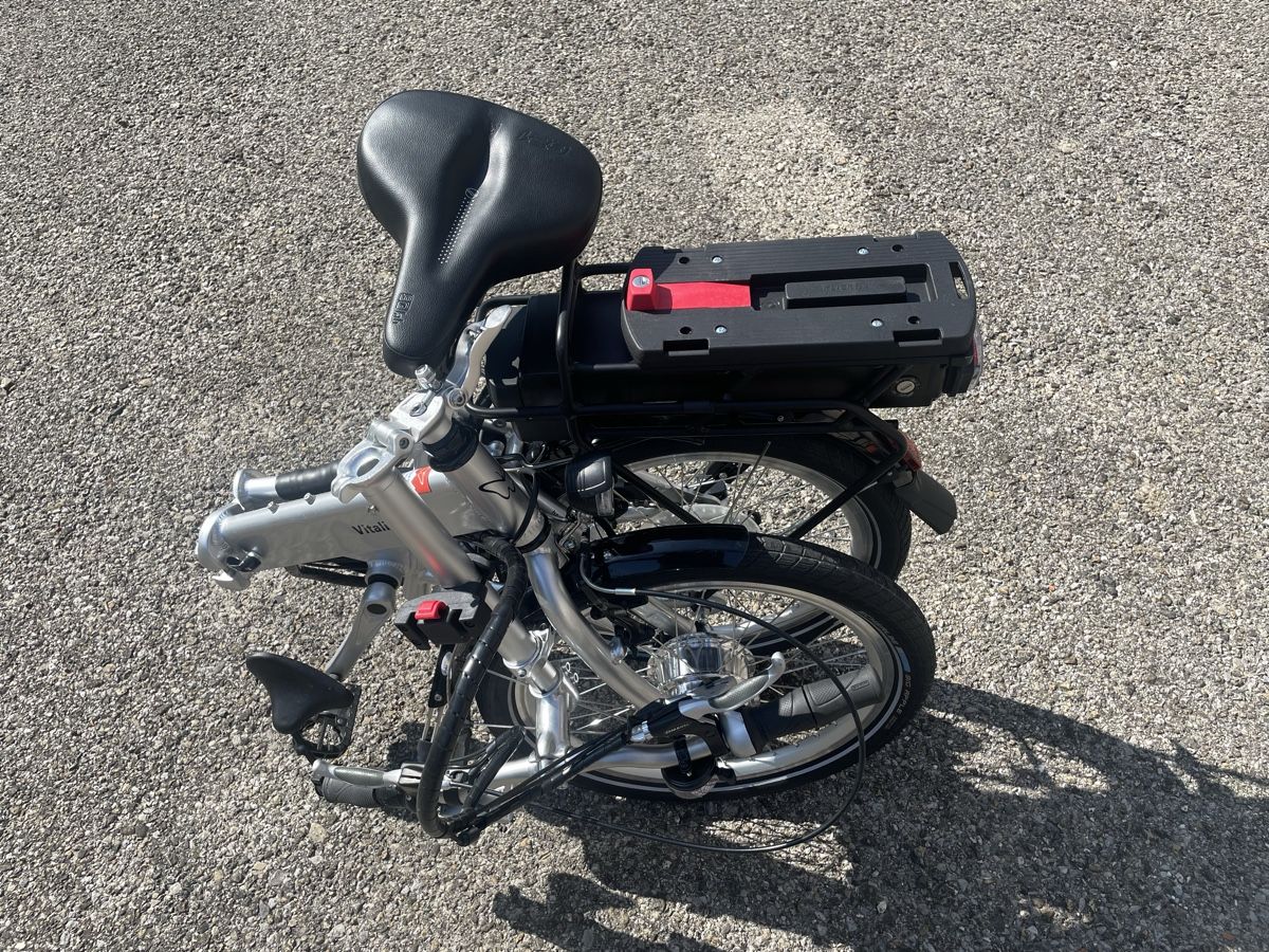 Vélos: Vélo pliable électrique EBIKE neuf – Neuf avec emballage d'origine à Les Geneveys-sur-Coffrane par beachance 1