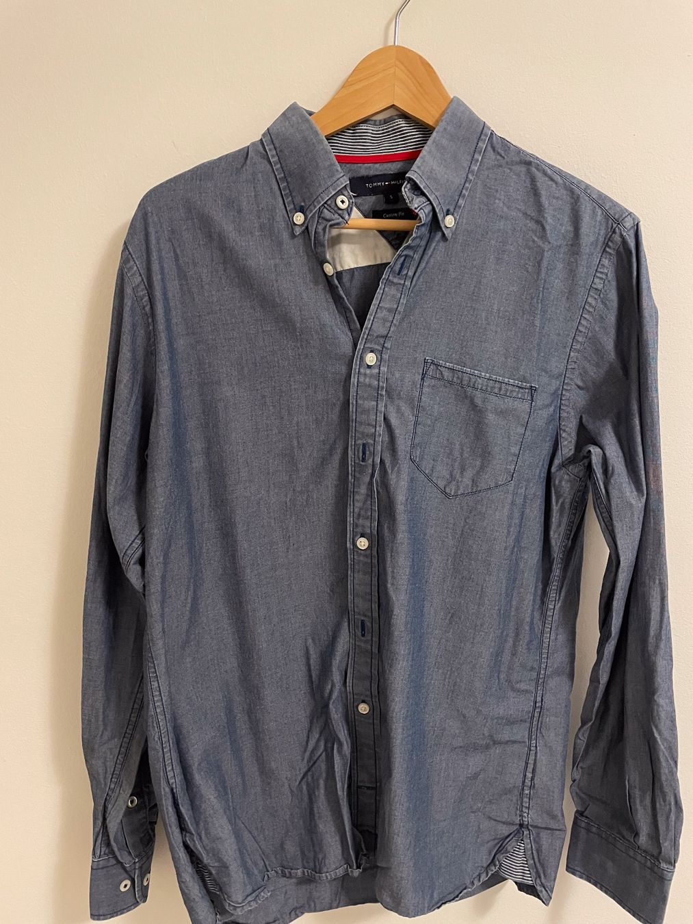 Tommy Hilfiger Camicie: Chemise Tommy Hilfiger S – Usato da Losone venduto da Misssslucie