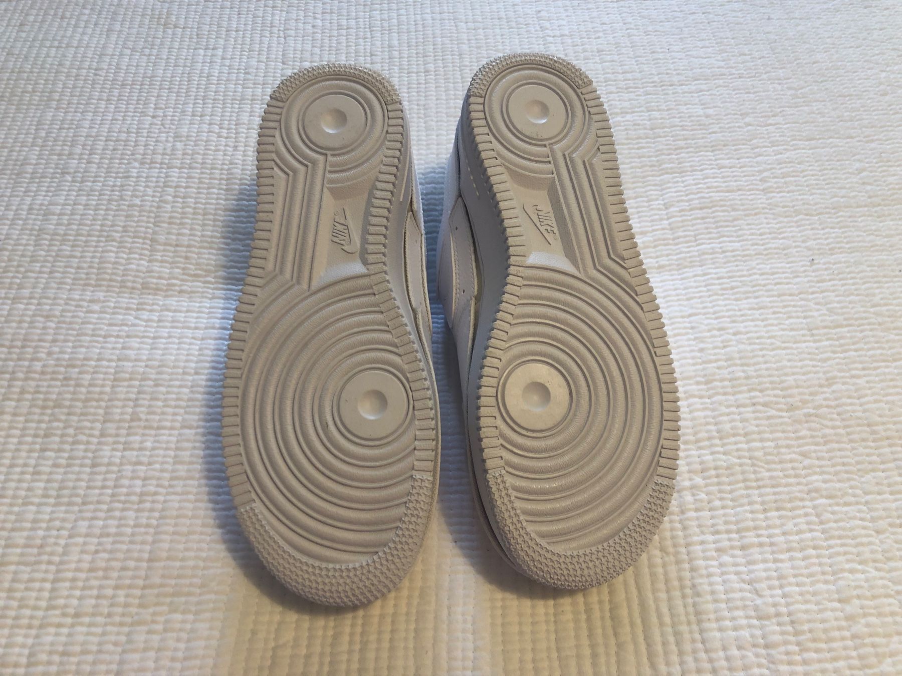 Nike Chaussures femmes: NIKE Air Force 1 – Neuf avec emballage d'origine à Zürich par Yanches 2