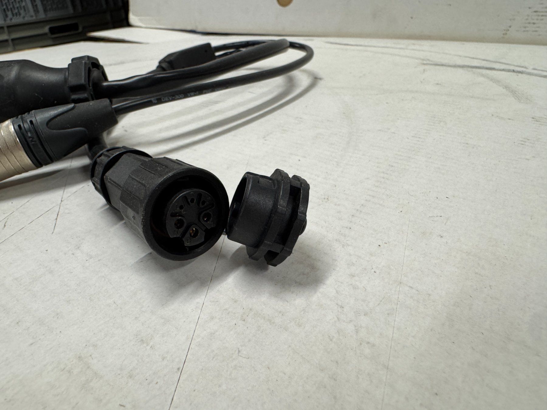 Unità & Adattatore: 2x Ehrgeiz Input splitter eventCON PD1F/XLR-3  (C367) – Nuovo (secondo la descrizione) da Däniken SO venduto da Profog1 3