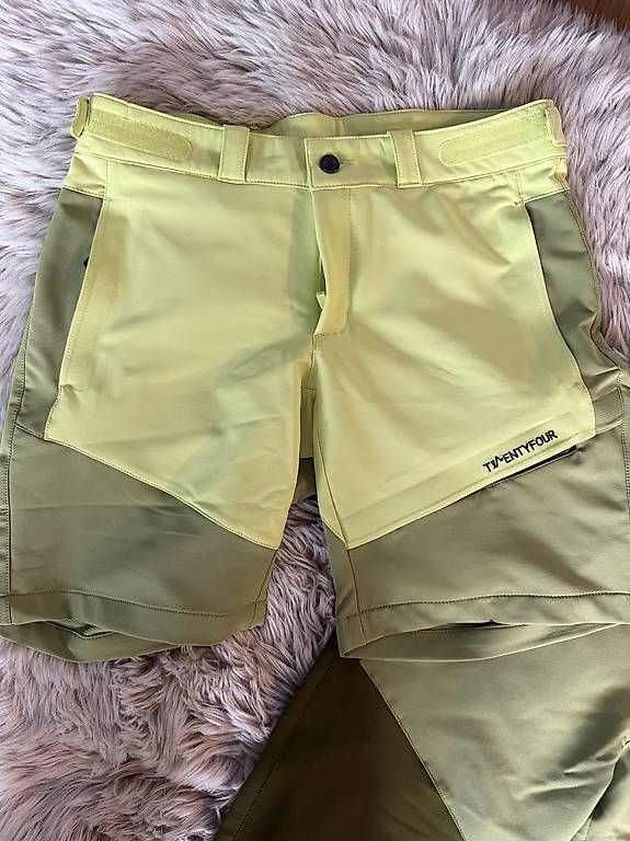 Pantaloni: Twentyfour Hosen Neu Gr.36 – Usato da Seedorf UR venduto da Lia_mia 1