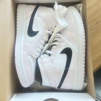 Air Jordan 1 Mid weiss/light rosa - Grösse 41 neu!!
