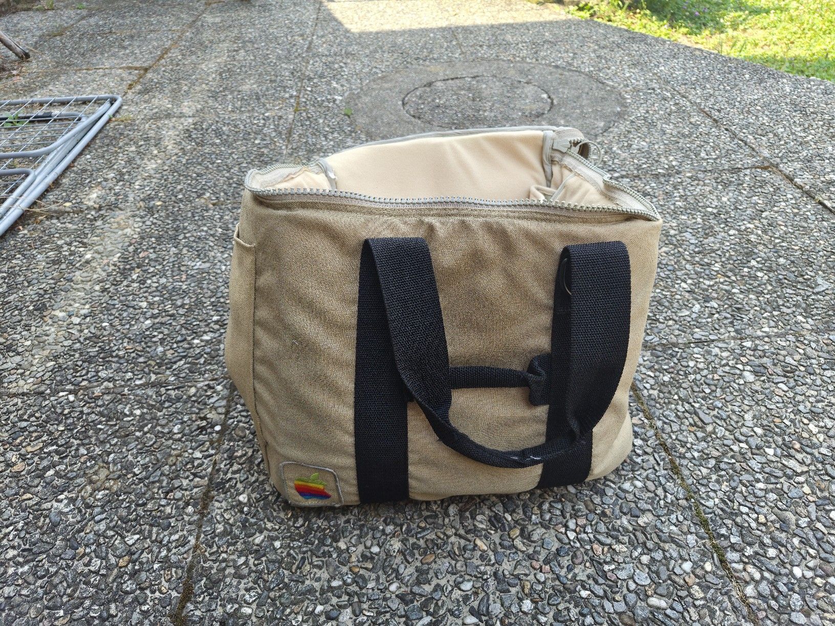 Taschen: Borsa Apple Vintage Beige Custodia per Computer – Gebraucht aus Riva San Vitale von Stekri