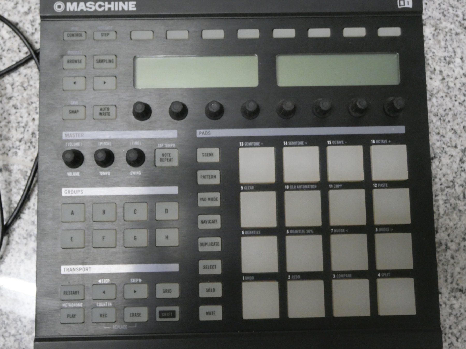Strumenti musicali: NI Maschine Controller – Usato da Erlenbach ZH venduto da ultraSale 1