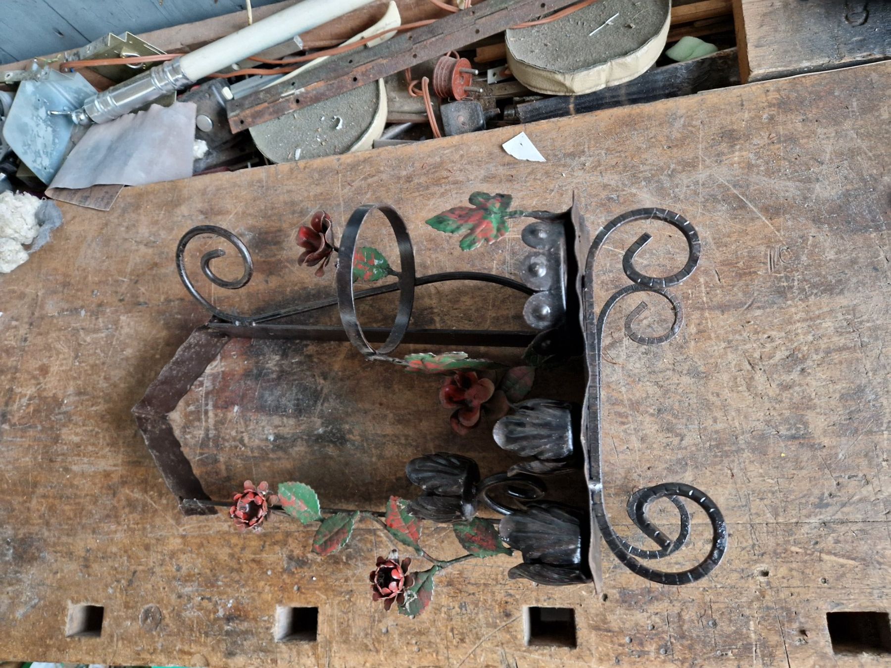 Portacandele: Antico candelabro in ferro – Usato da sementina venduto da patrol01 7
