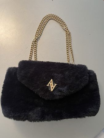 Handtasche schwarz (Fell)