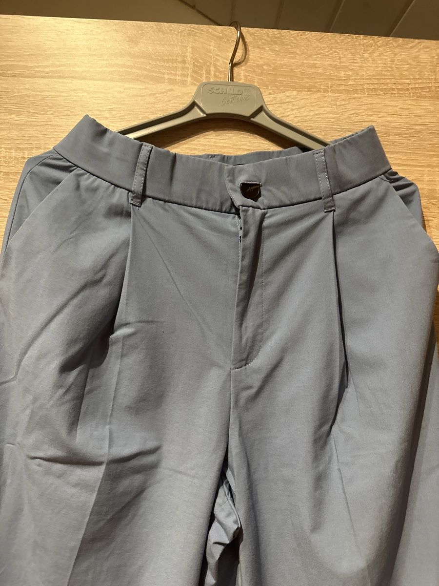 Zara Pantaloni: Zara Stoffhose mit hohem Bund Gr. S – Nuovo (secondo la descrizione) da Triengen venduto da nes_l8cj 1