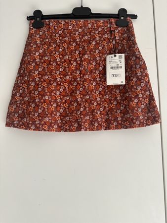 Zara Minirock Blumenmuster Gr. 152, Neu mit Etikett!