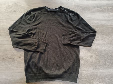 Schöner Pullover M/L
