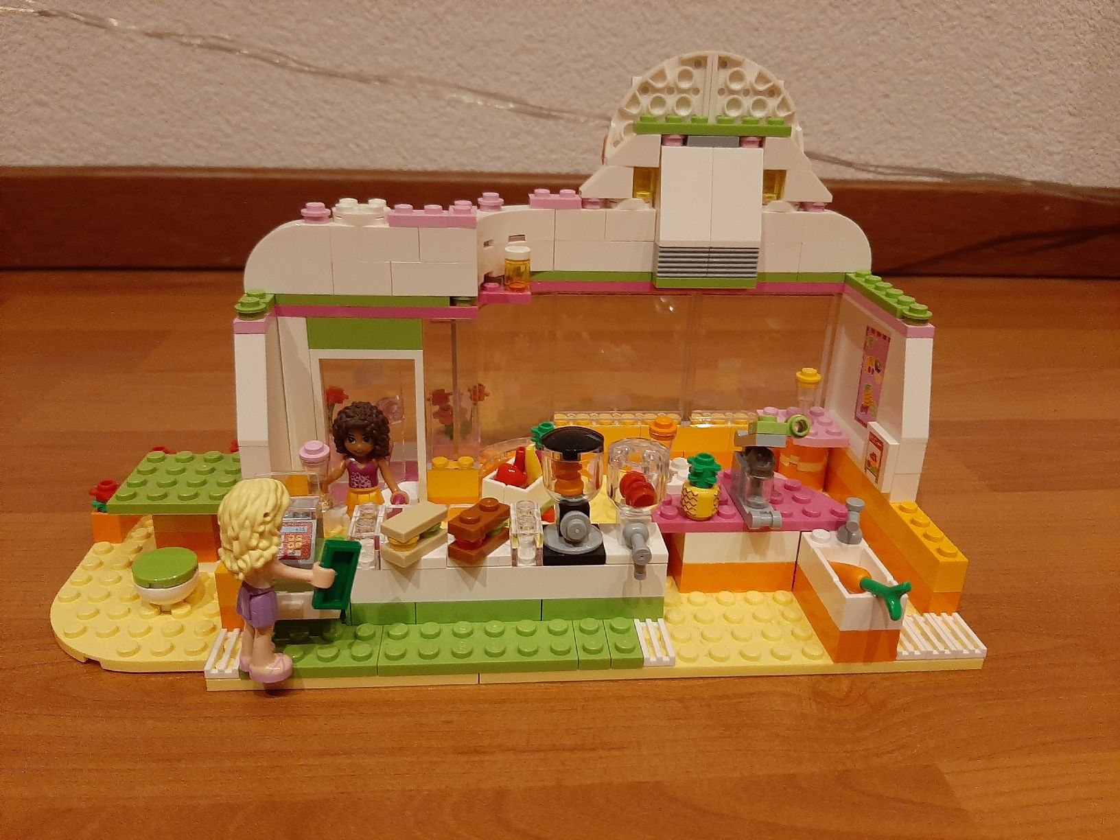 Lego Spielzeuge: Lego Friends Saftladen – Gebraucht aus Glis von ste_w7pm 3