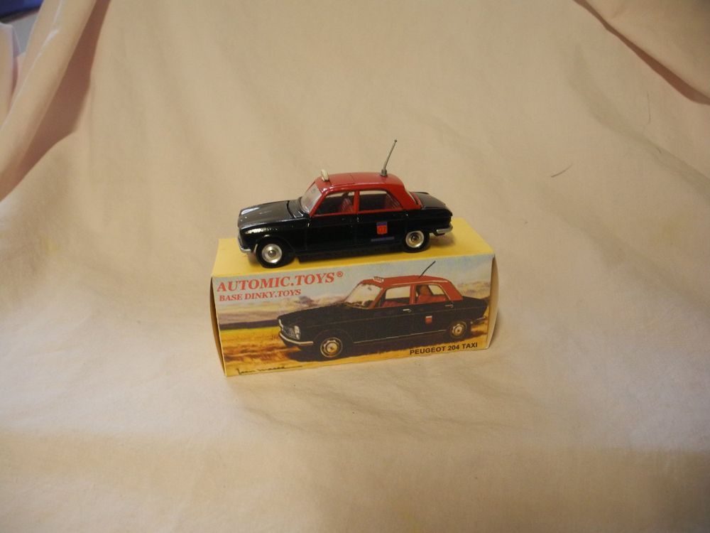 Automic.toys Corbillard Peugeot 203 – Hearse Avec Cercueil – Échelle 1/43 – Sthubert92