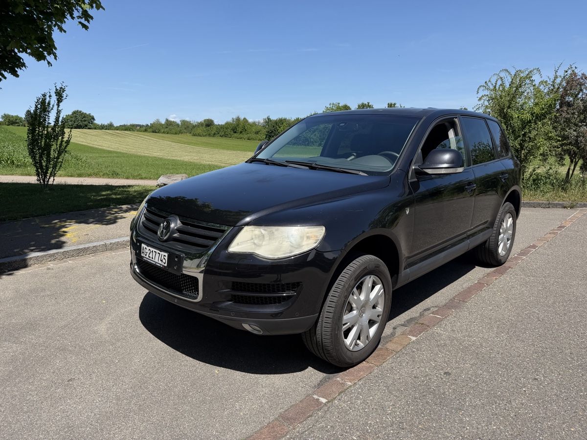 VW Automobili: VW Touareg 3.0Tdi 240Ps – Usato da Dübendorf venduto da Luis-330