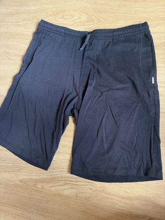 Switcher Shorts schwarz Grösse L guter Zustand