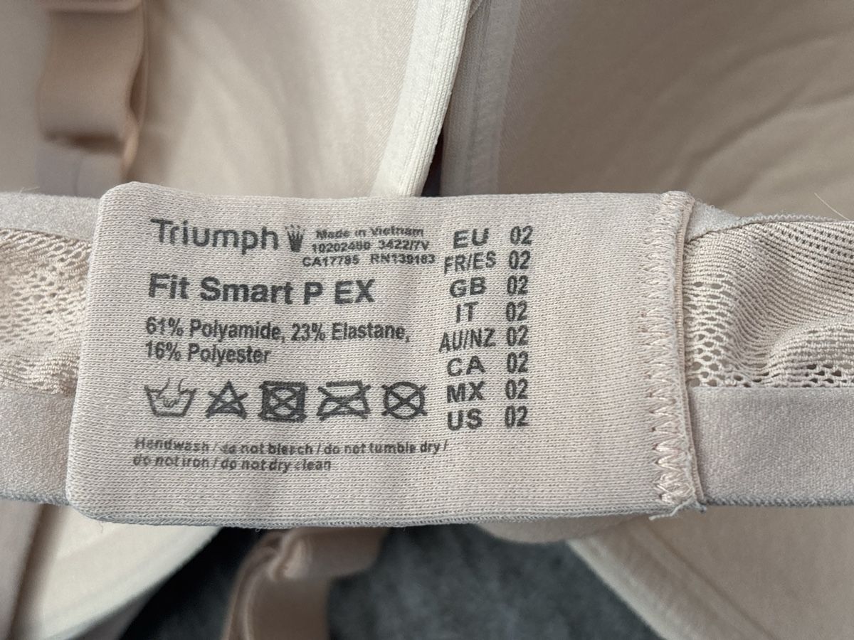 Triumph Altra biancheria intima: 3 BH Top Triumph Gr. 2 – Usato da Steffisburg venduto da nikita009 3