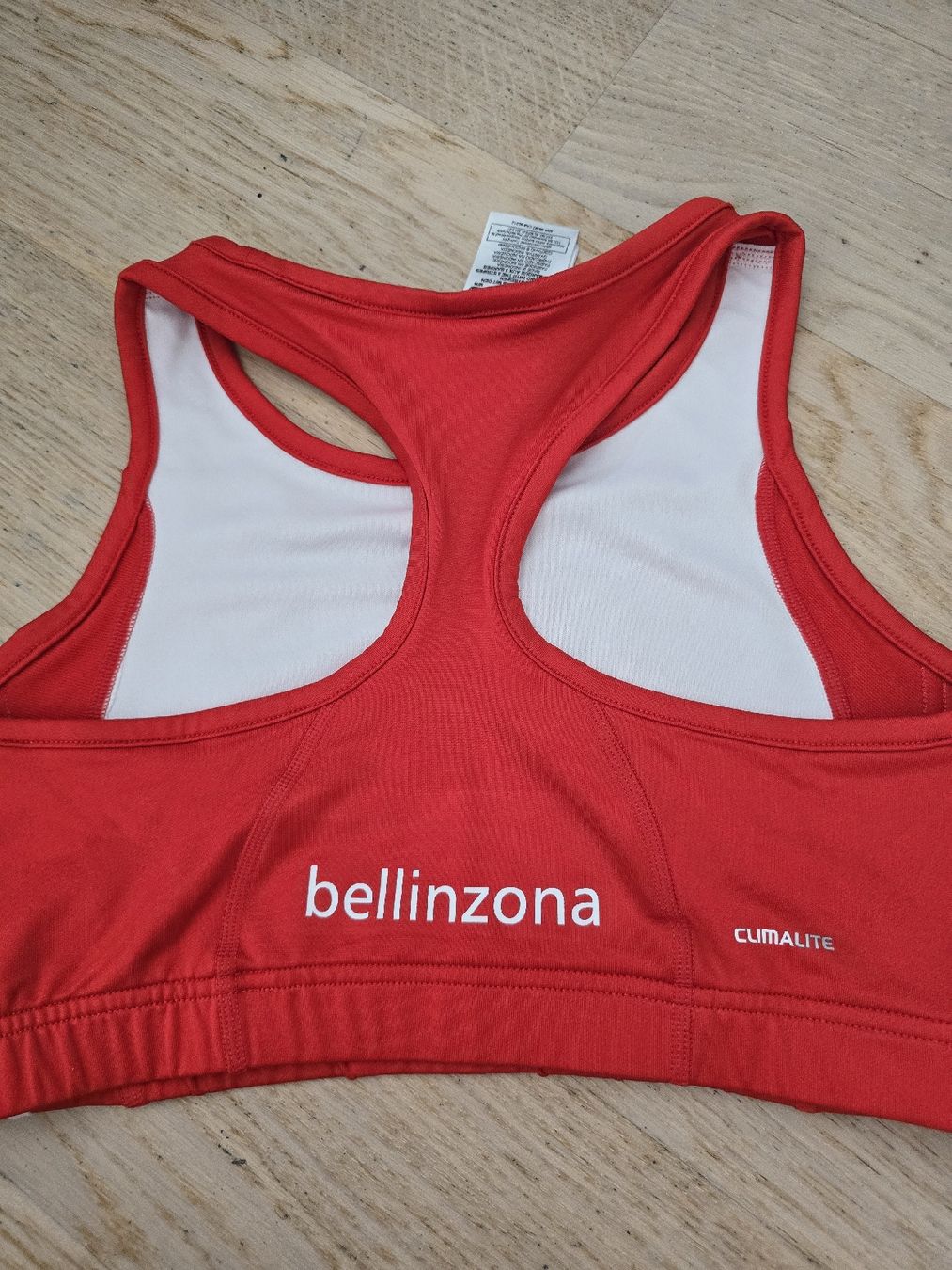 Adidas Tops: Adidas Sport BH - Grösse 40 – Gebraucht aus Rickenbach b. Wil von Kth_v8 2