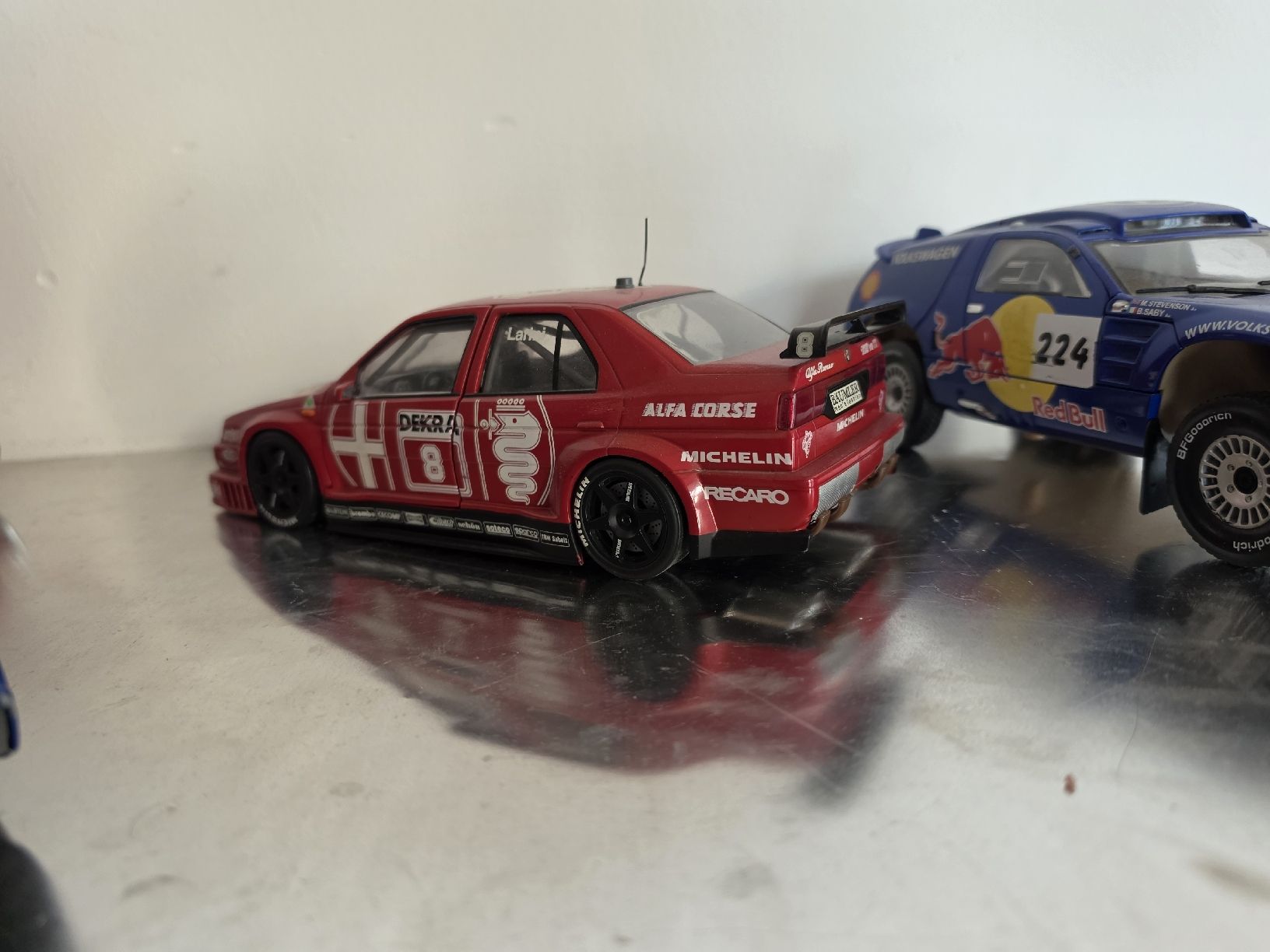 Modellini d'auto: Model Autos, Spielzeug Autos 1:18 – Usato da zürich venduto da val_yr8v 2