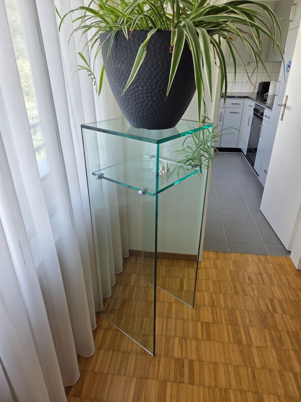 Altro in Decorazioni & Accessori: Säule aus Glas mit Ablage – Usato da Au ZH venduto da noemsi95