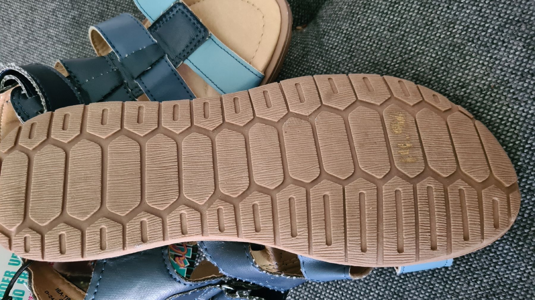 Schuhe für Mädchen: sandalia  – Neu (gemäss Beschreibung) aus Kriens von nello-1 3